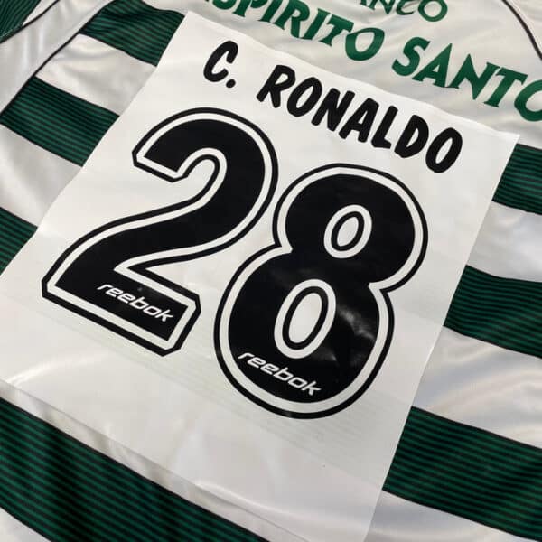 MAILLOT RETRO SPORTING CLUB PORTUGAL RONALDO DOMICILE SAISON 2002-2003